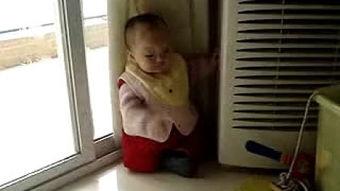 超搞笑国产小视频,笑破肚皮！国产小视频里的欢乐瞬间大盘点