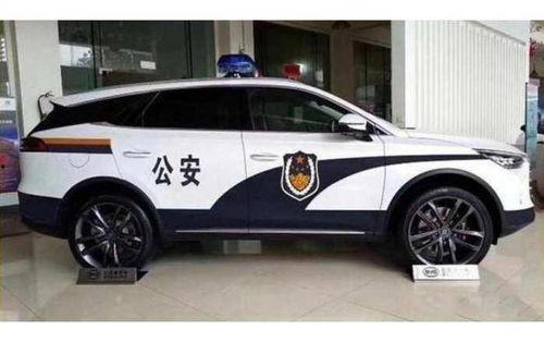 国产警车亮相画面视频,科技感十足，守护平安新篇章